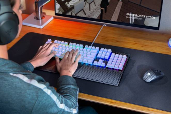 Razer clavier blanc blackwidow v3 - interrupteur vert - nous - édition roblox F8BX59