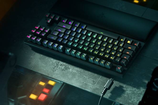 Razer clavier noir huntsman v2 tenkeyless - commutateur optique clicky - nous F8BX71
