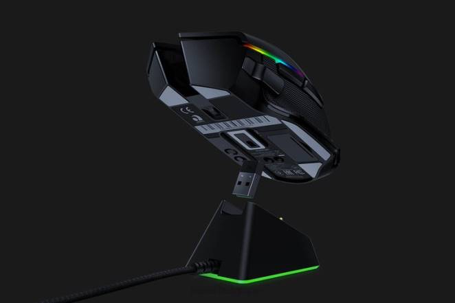 Razer souris une couleur basilic ultime avec station de chargement F8BX35